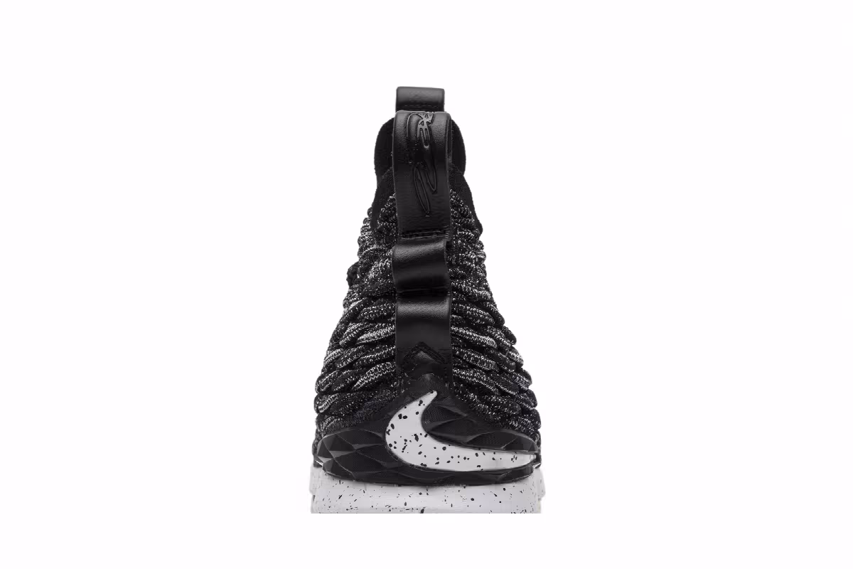 Nike LeBron 15 Ashes, view 8