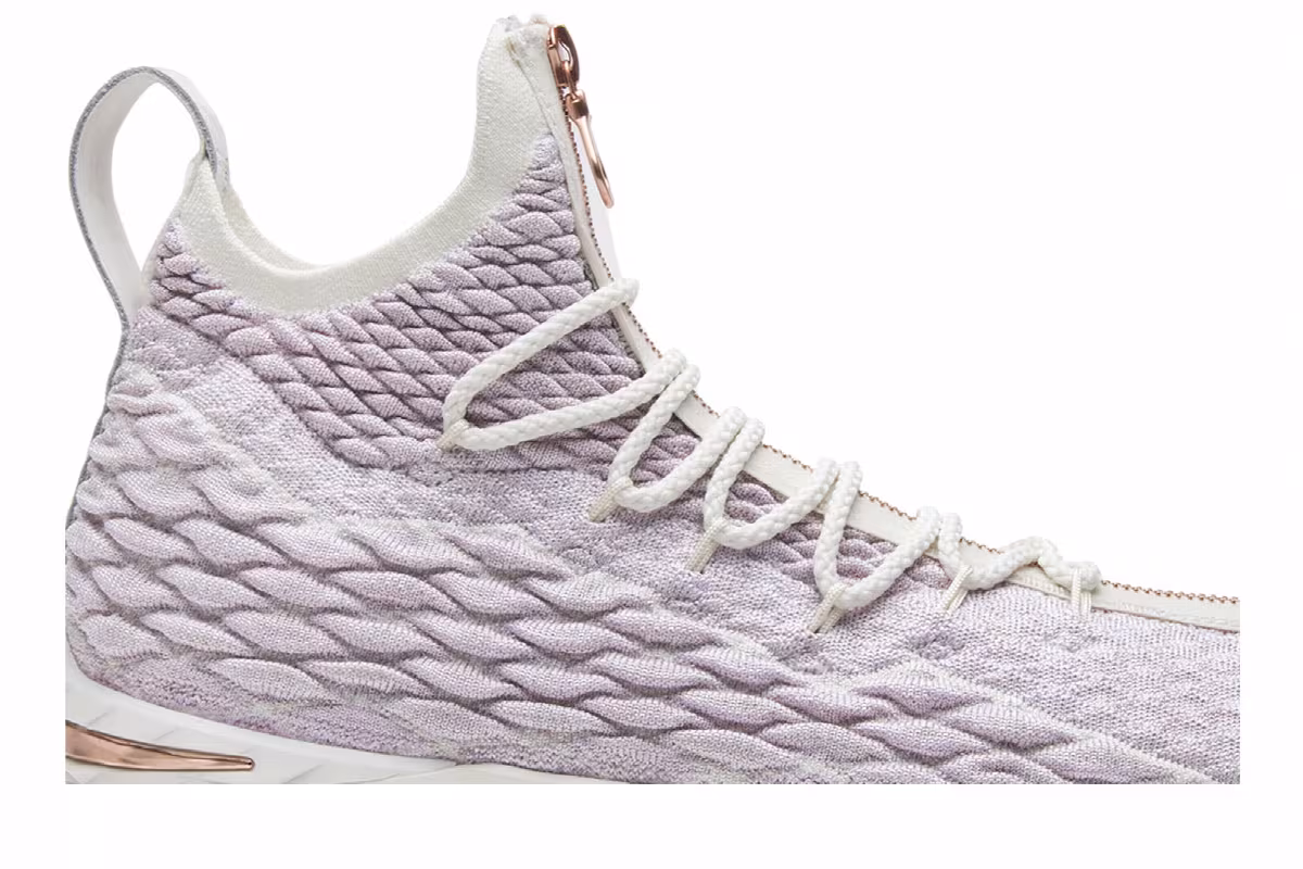 Kith x Nike LeBron Performance 15 Long Live the King, view 3