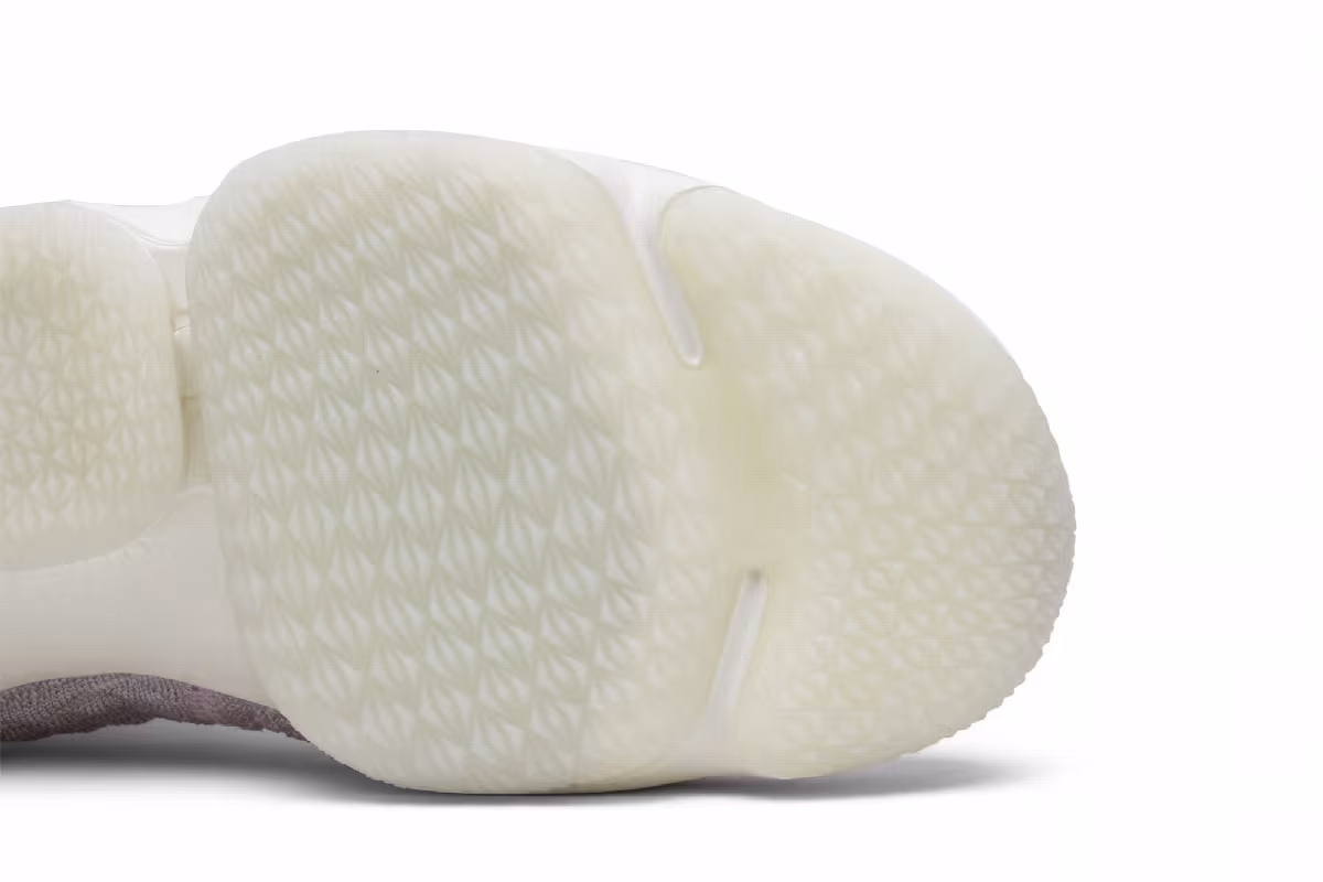 Kith x Nike LeBron Performance 15 Long Live the King, view 6