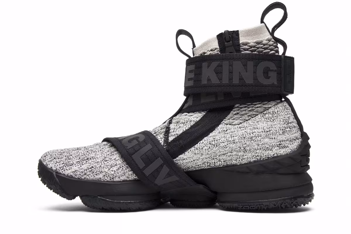 Kith x Nike LeBron Lifestyle 15 Long Live the King, view 4