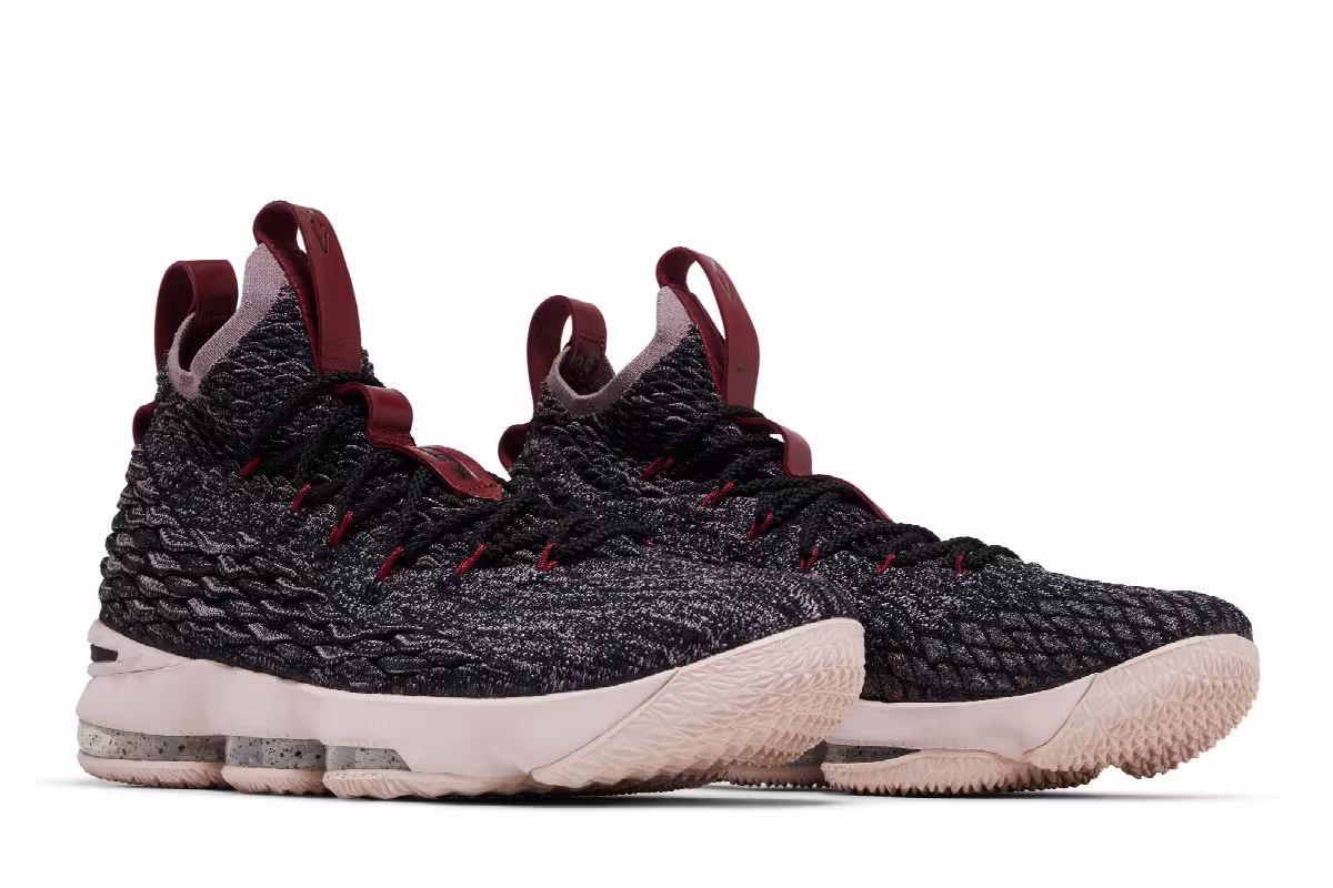 Nike LeBron 15 Pride of Ohio, view 9