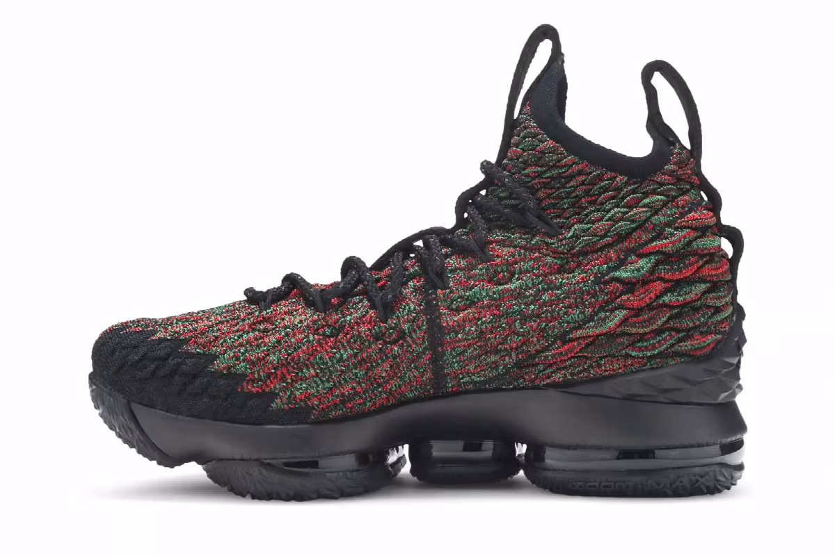 Nike Lebron 15 GS BHM, view 4