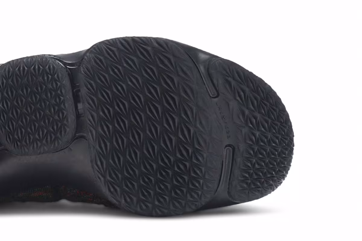 Nike Lebron 15 GS BHM, view 6