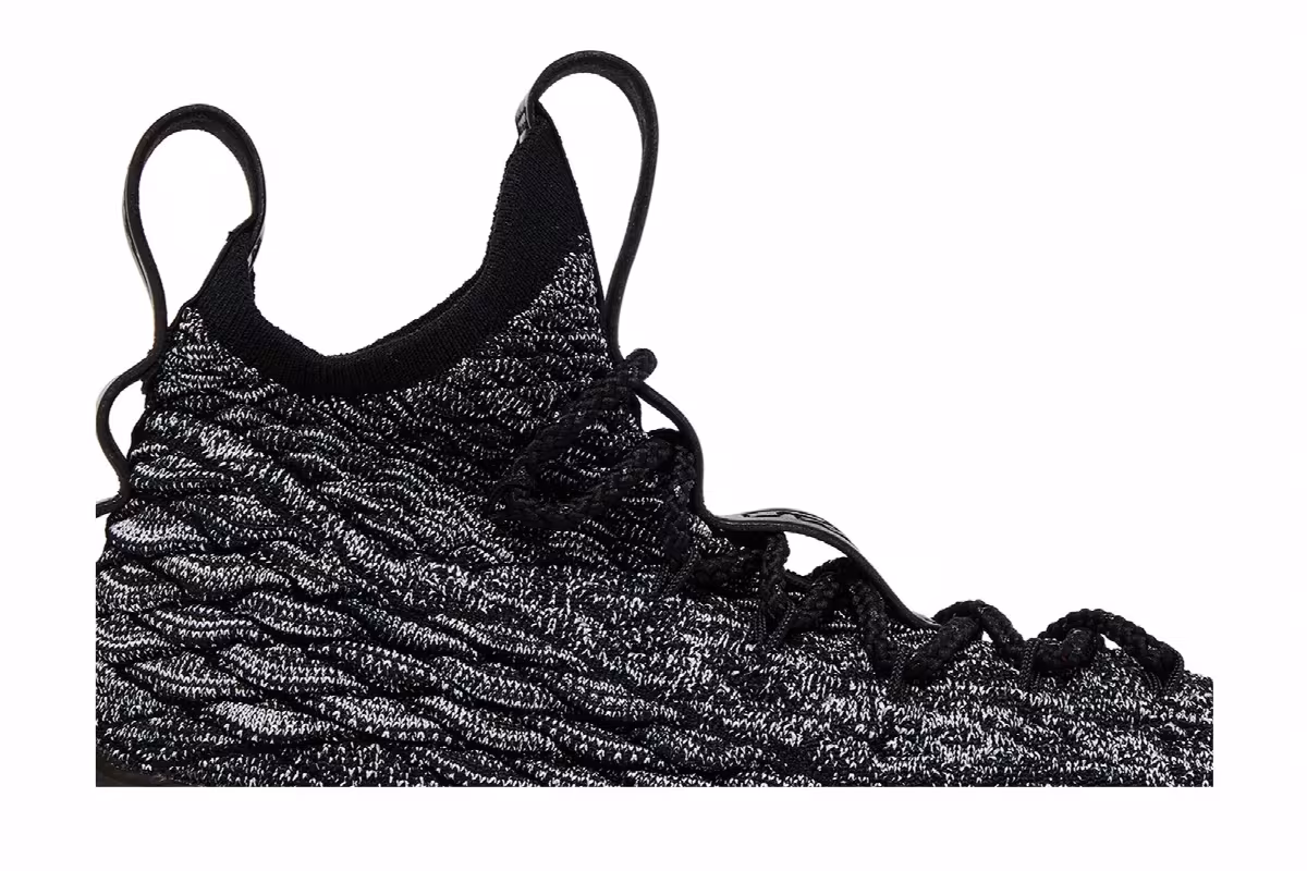 Nike LeBron 15 GS Ashes, view 3