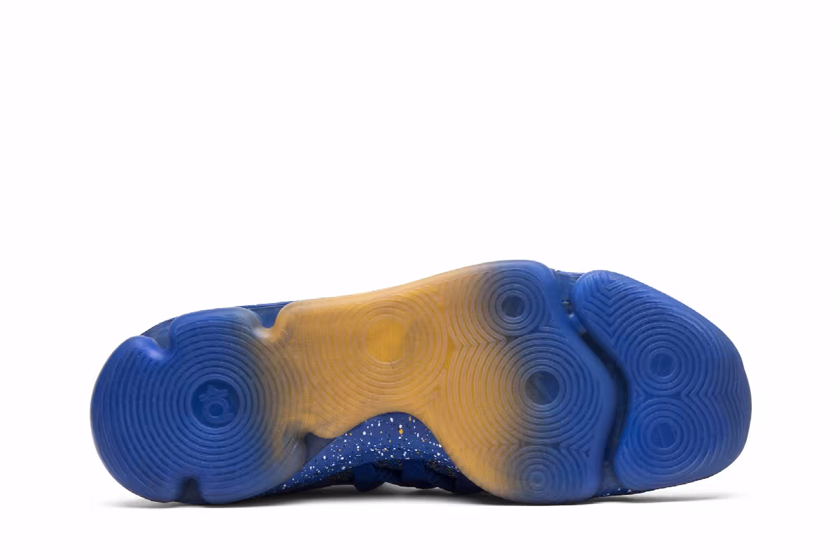Nike KD 10 Finals, view 5