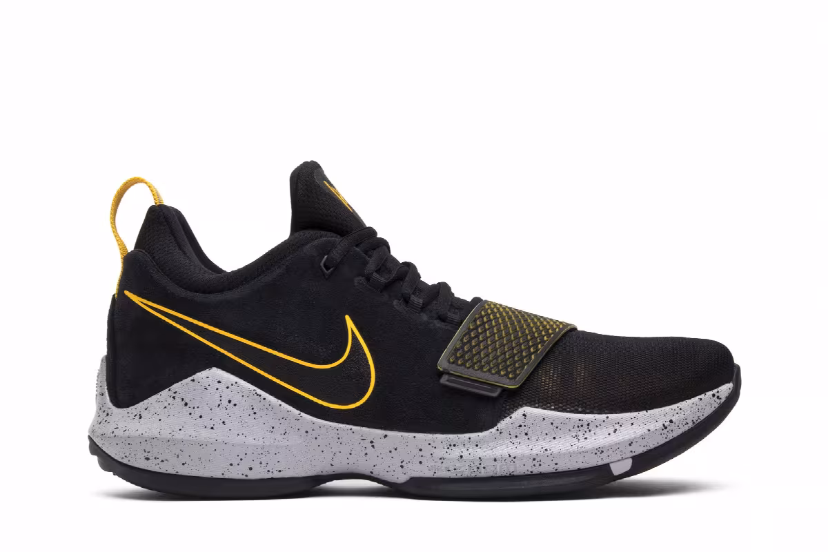 Nike PG 1 Black Gold, view 2