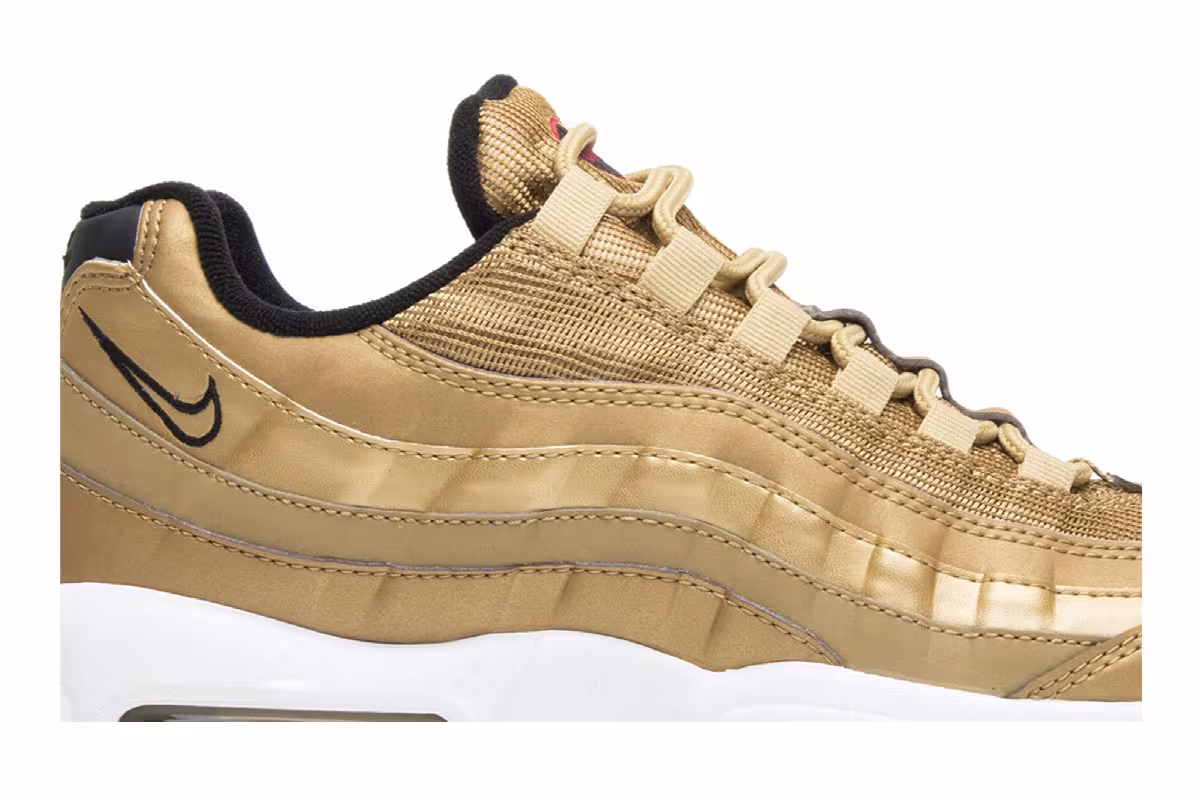 Nike Women's Air Max 95 QS Metallic Gold, view 3