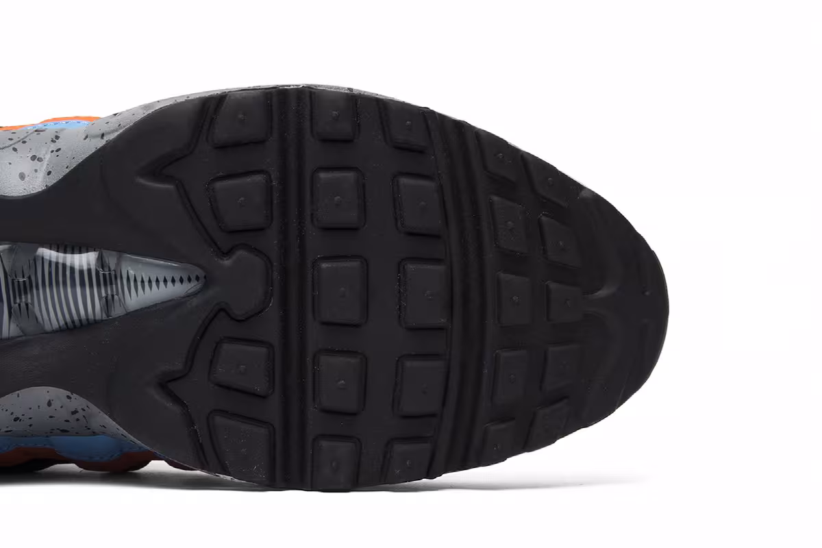 Nike Air Max 95 Premium Wolf Grey, view 6