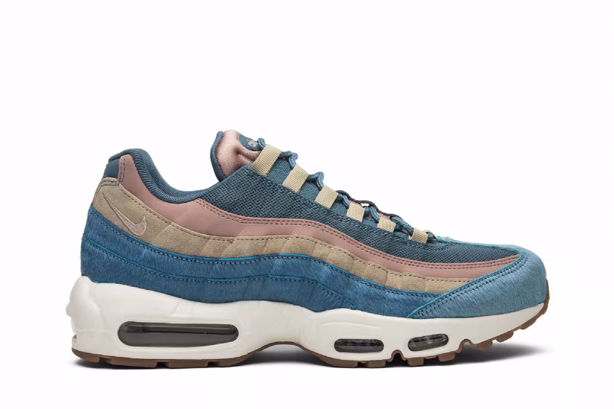 Nike Women's Air Max 95 LX Pony, view 2