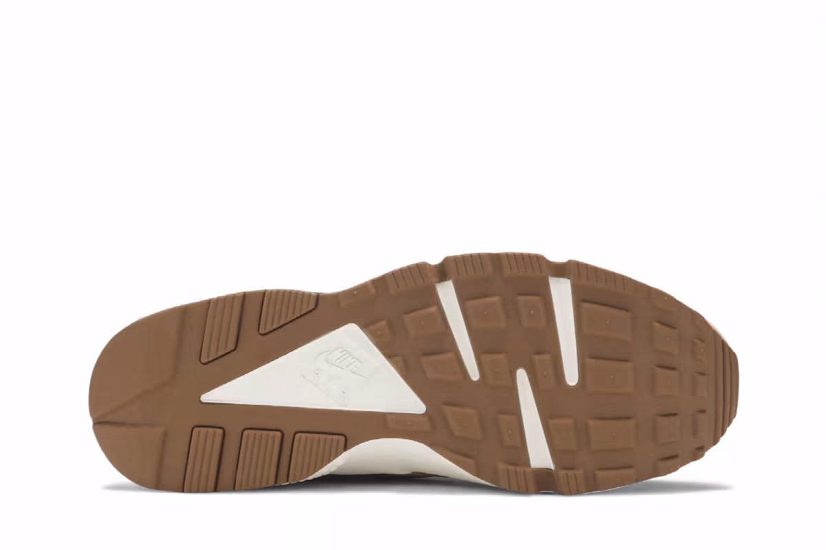 Nike Air Huarache Wheat, view 5
