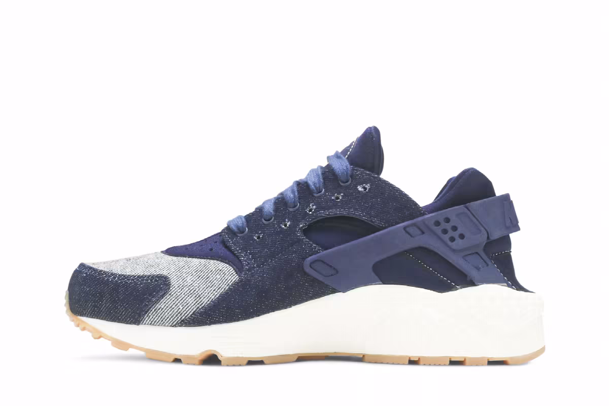 Nike Women's Air Huarache Premium Binary Blue, view 4
