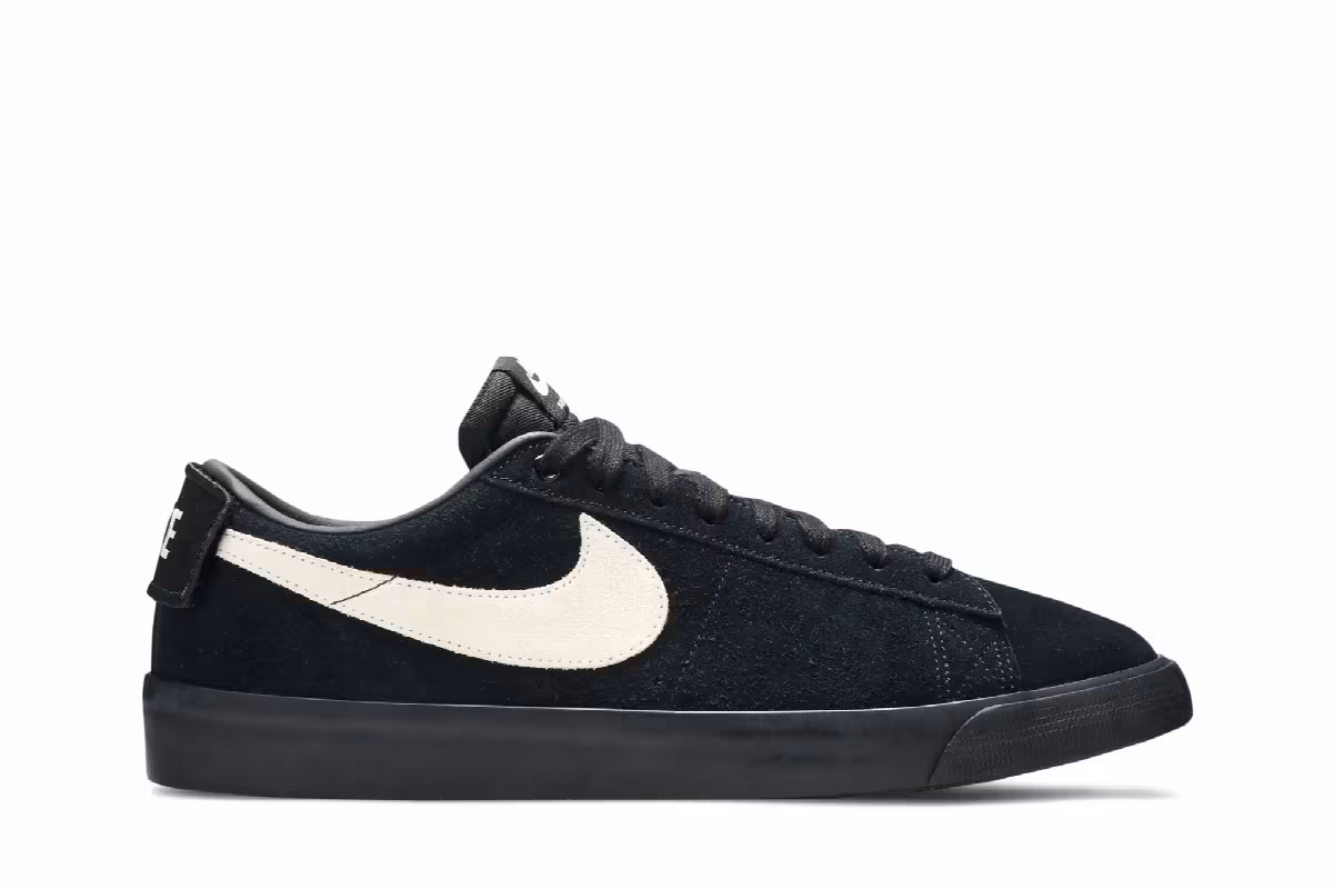 Nike SB Air Zoom Blazer Low GT Black White, view 2