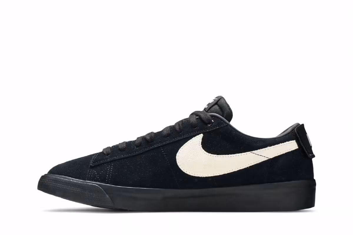 Nike SB Air Zoom Blazer Low GT Black White, view 4