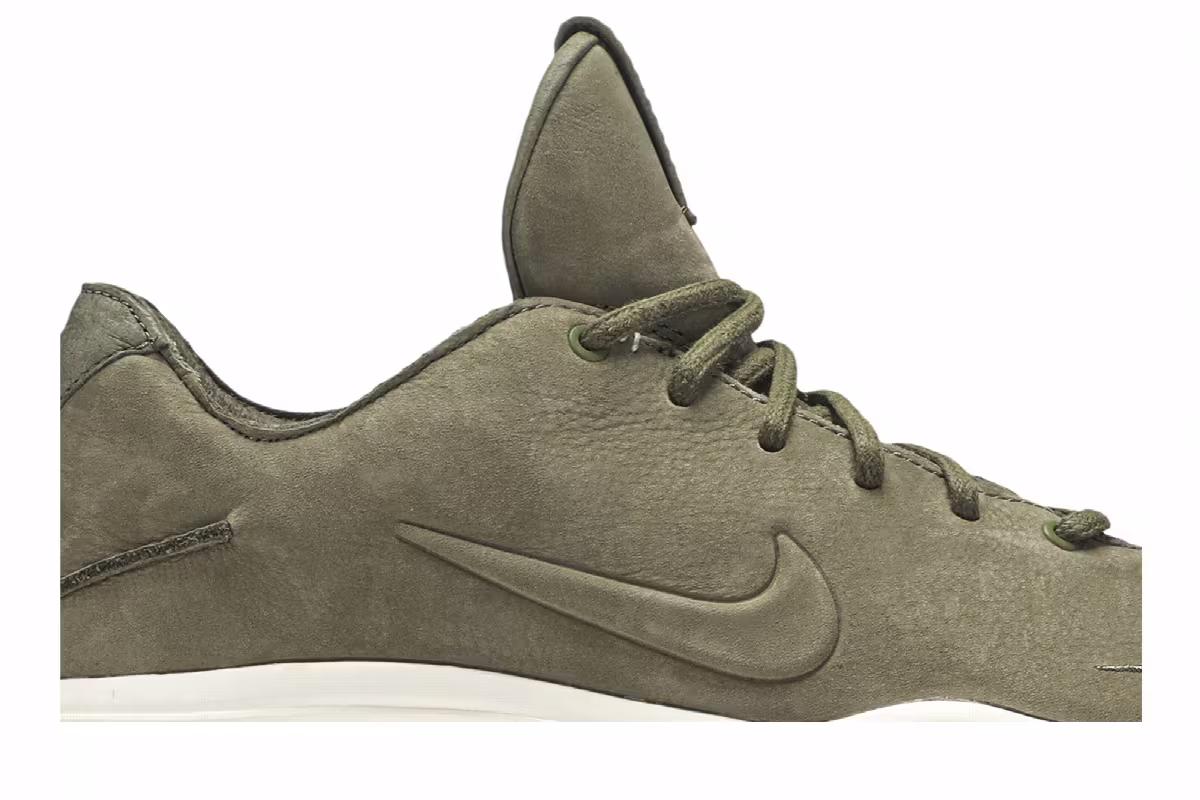 Nike Hyperdunk 2017 Low Premium Olive Gum, view 3