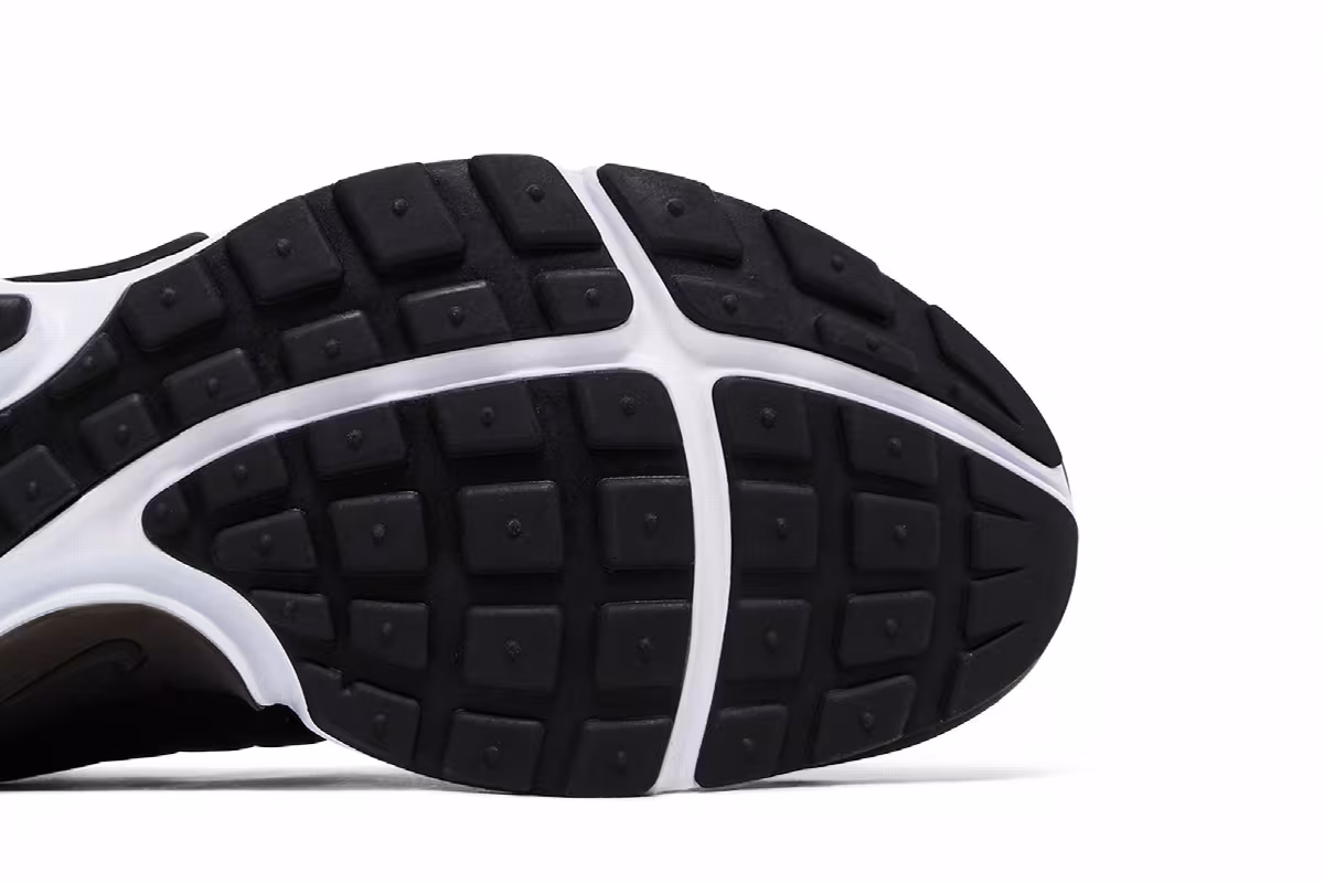 Nike Women's Air Presto Black White, view 6