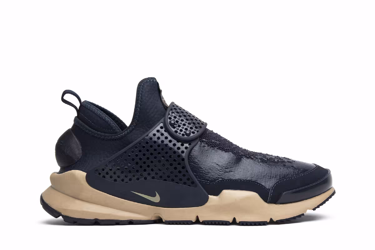 Stone Island x NikeLab Sock Dart Mid SP Obsidian, view 2