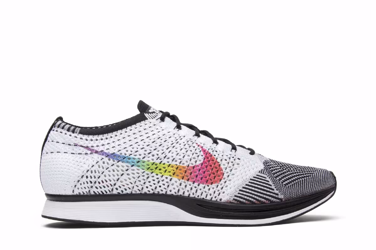 Nike Flyknit Racer Be True, view 2