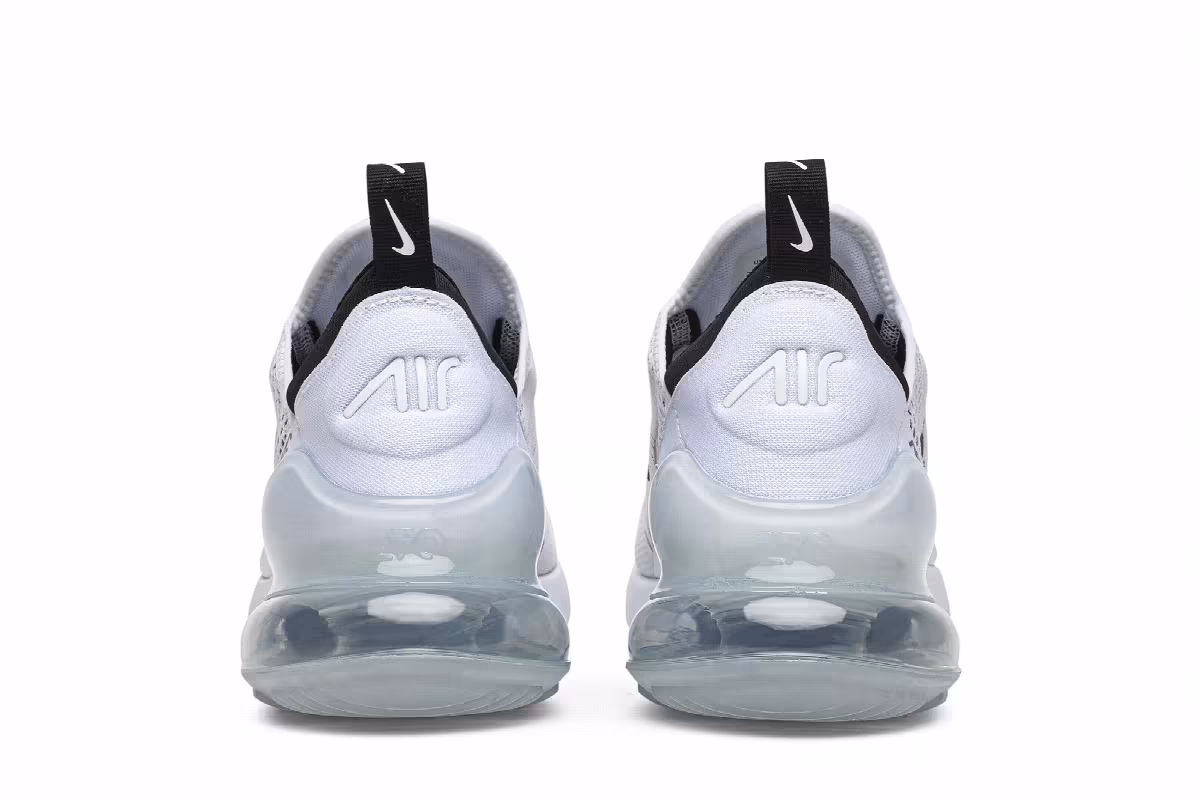 Nike Women's Air Max 270, view 7