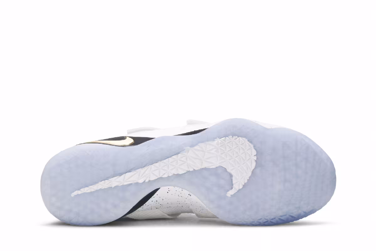 Nike LeBron Soldier 11 Court General, view 5