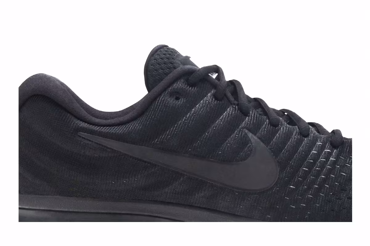 Nike Air Max 2017 Triple Black, view 3