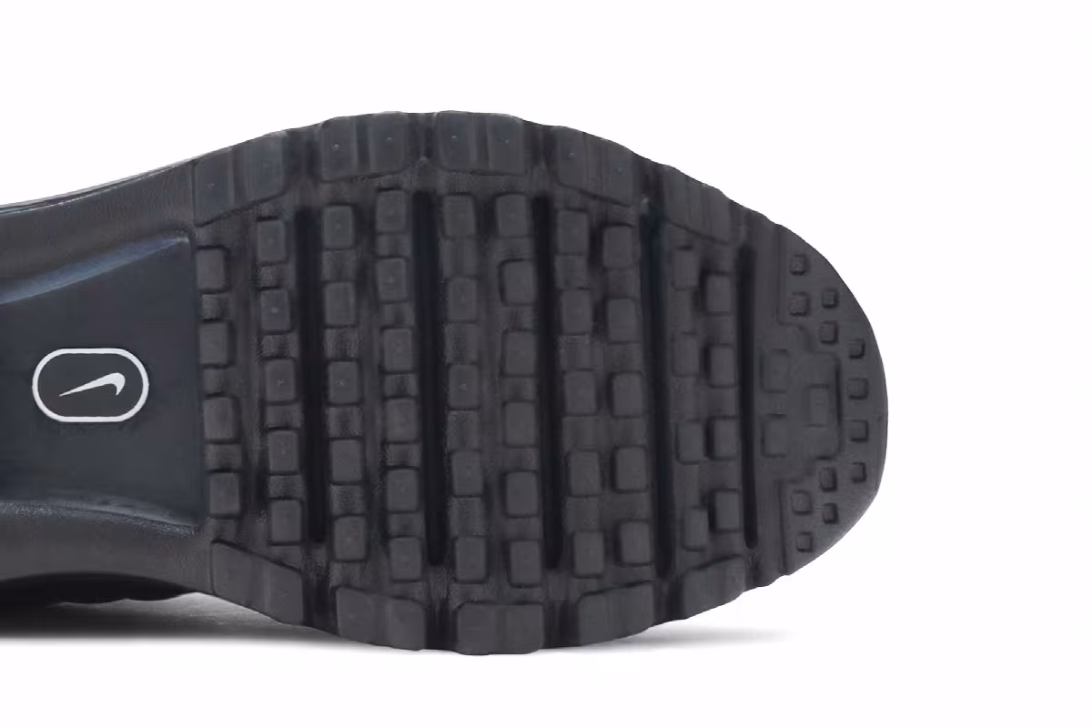 Nike Air Max 2017 Triple Black, view 6