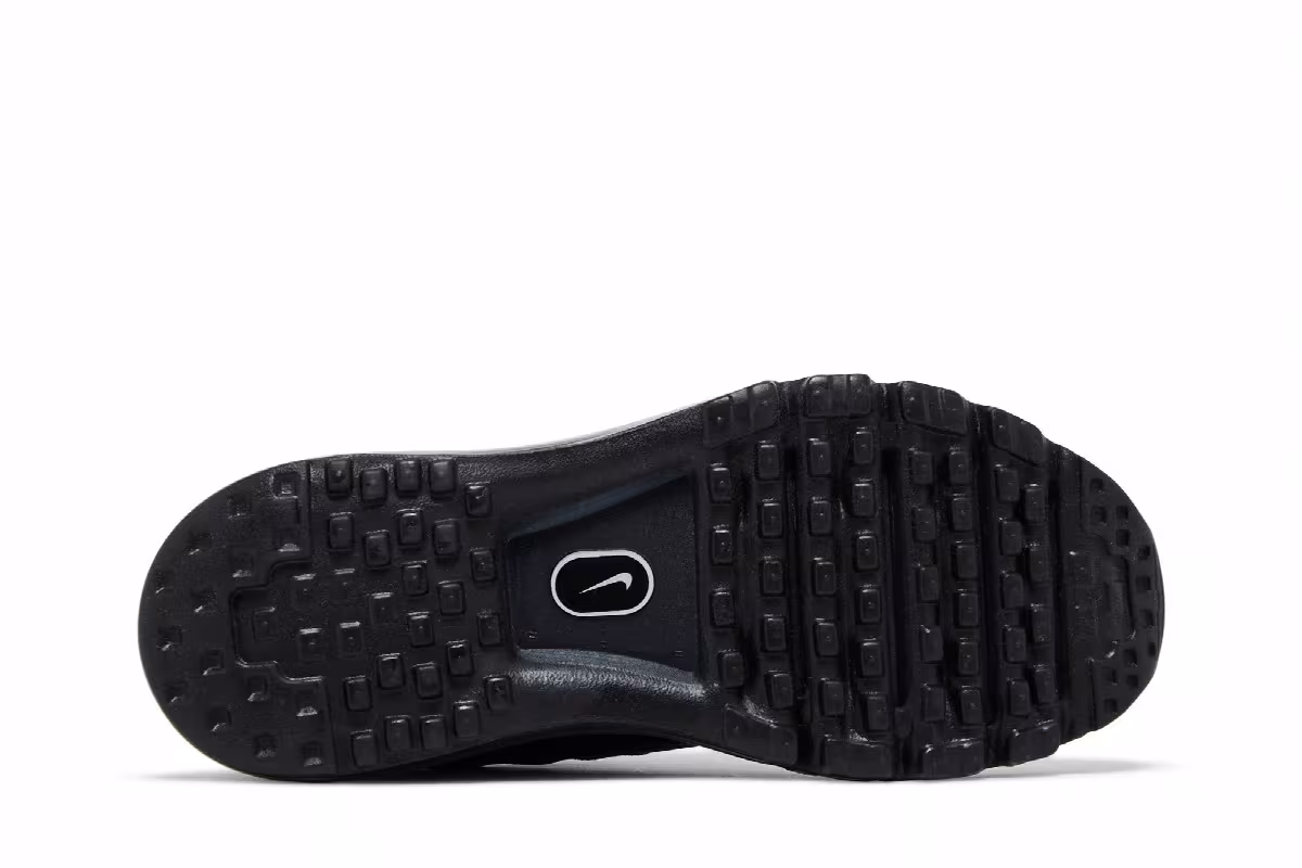 Nike Women's Air Max 2017 Triple Black, view 5