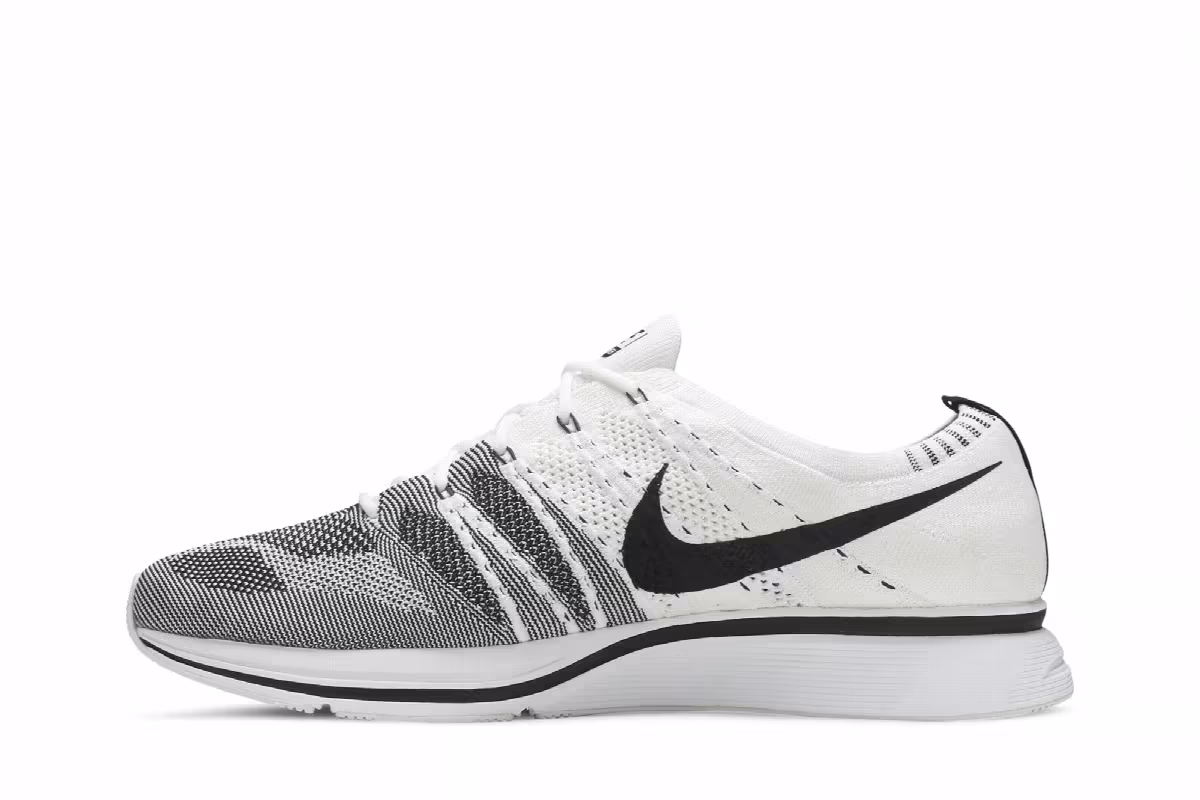 Nike Flyknit Trainer 2017 OG, view 4