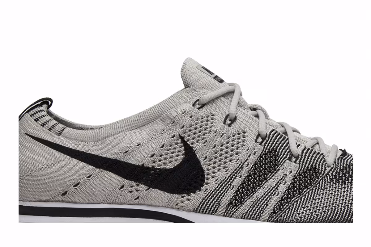 Nike Flyknit Trainer 2017 Pale Grey, view 3