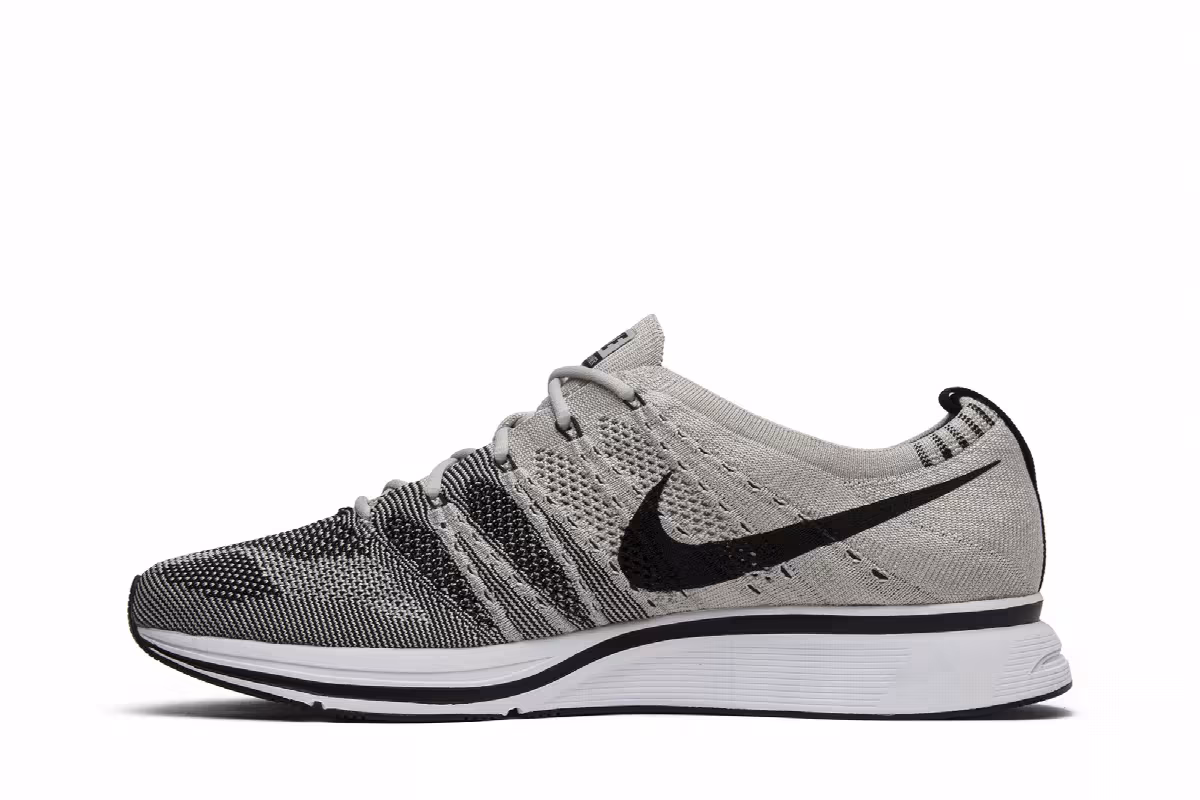 Nike Flyknit Trainer 2017 Pale Grey, view 4
