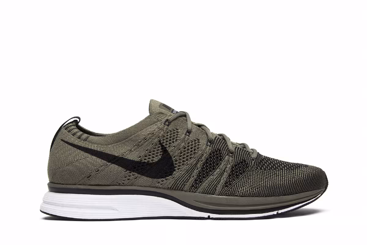 Nike Flyknit Trainer 2017 Olive, view 2