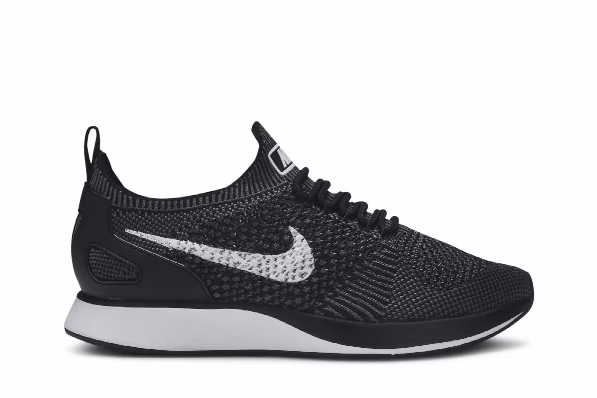 Nike Women's Air Zoom Mariah Flyknit Racer Black, view 2
