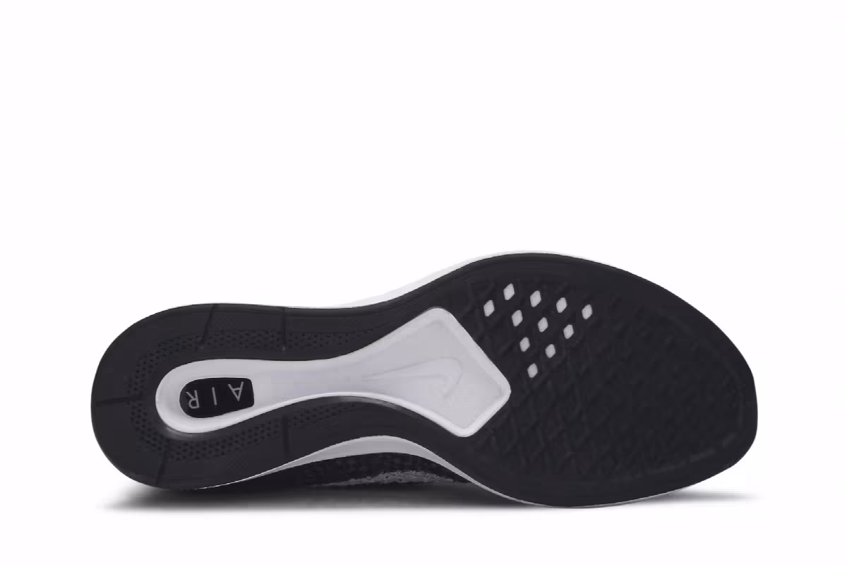 Nike Women's Air Zoom Mariah Flyknit Racer Black, view 5