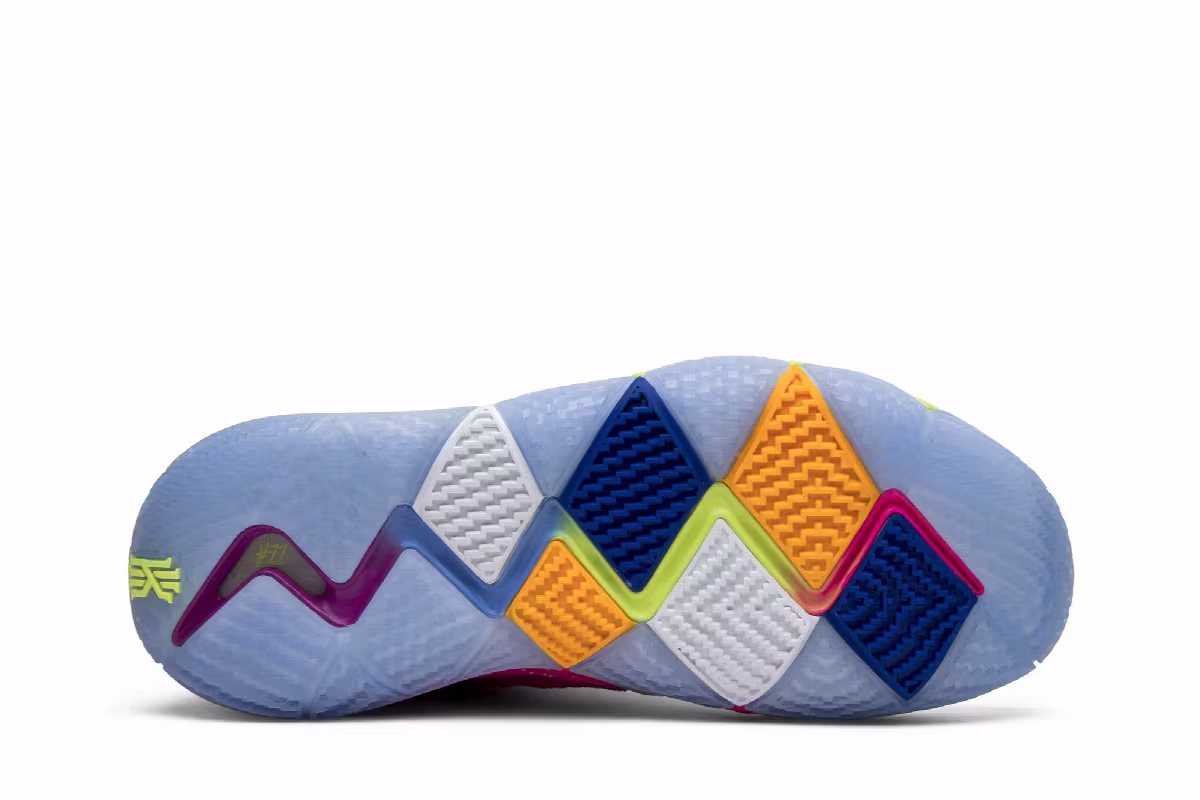 Nike Kyrie 4 Confetti, view 5