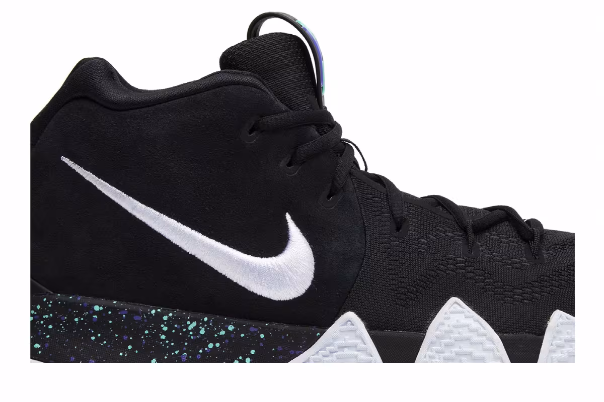 Nike Kyrie 4 Black White, view 3