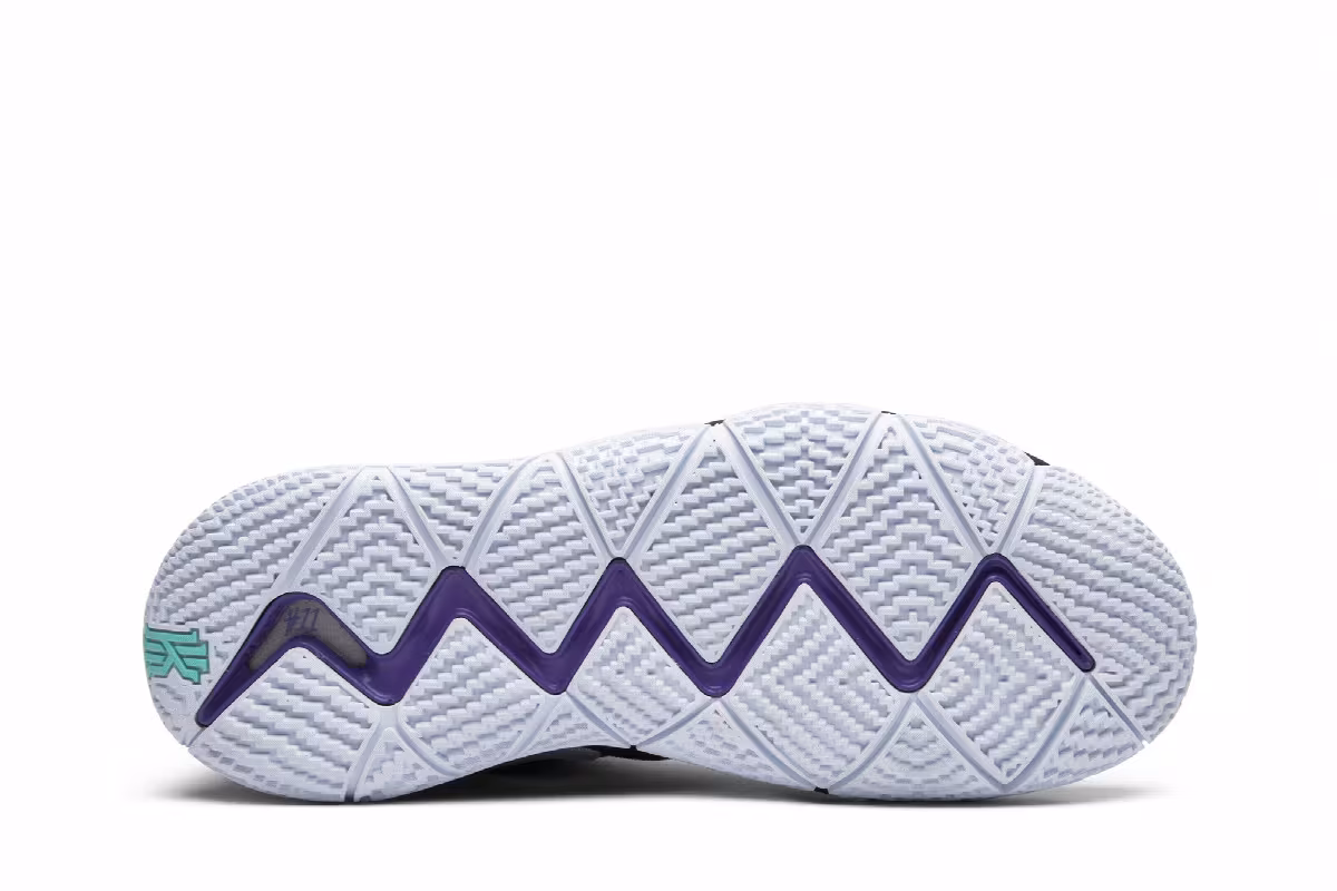 Nike Kyrie 4 Black White, view 5
