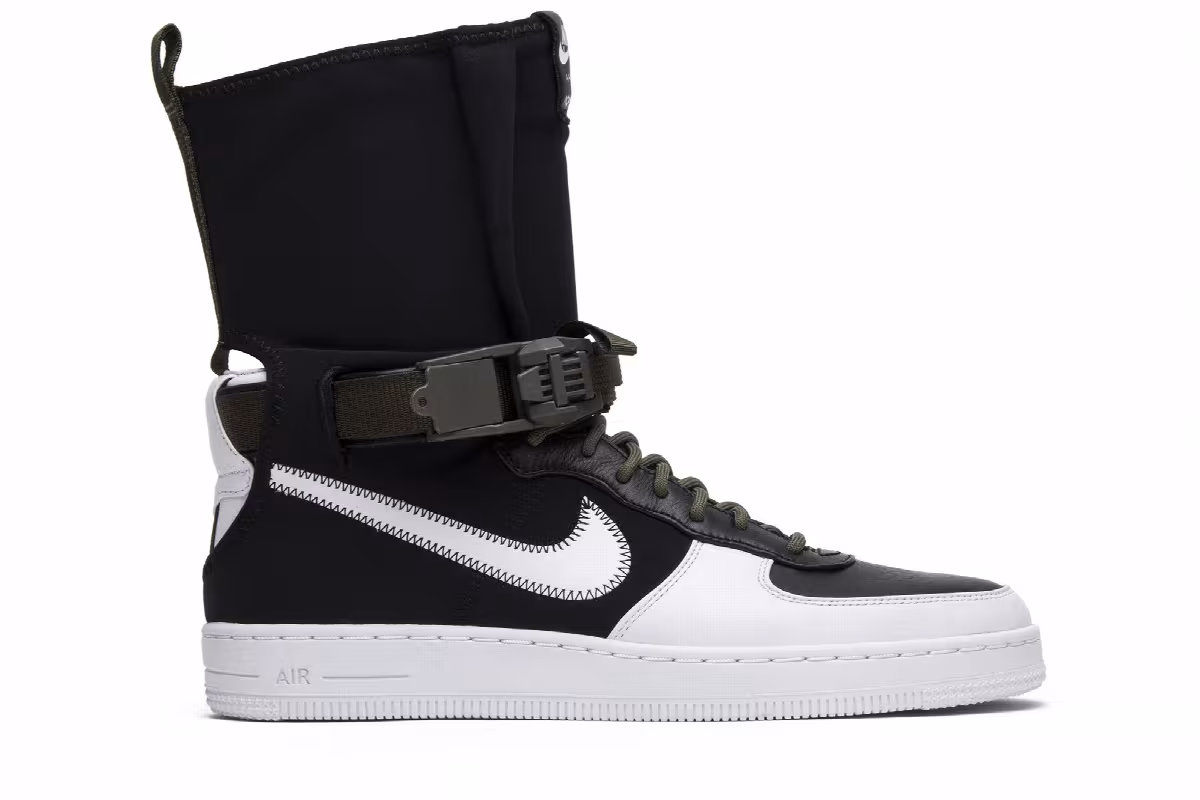 Acronym x NikeLab Air Force Downtown 1 Hi SP Black White, view 2