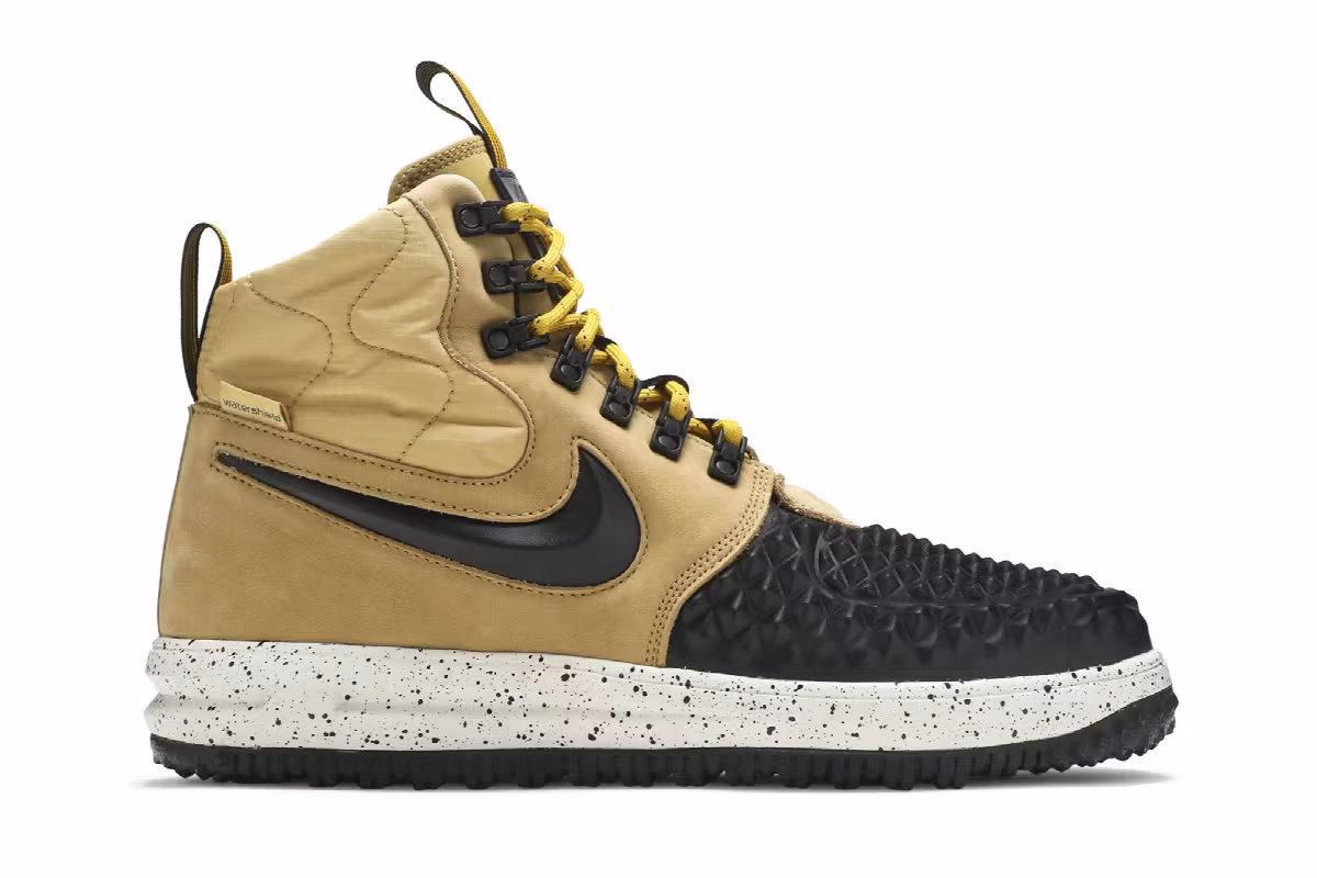 Nike Lunar Force 1 Duckboot 17 Metallic Gold, view 2