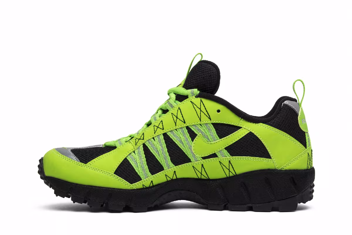 Supreme x Nike Air Humara 17 Green, view 4