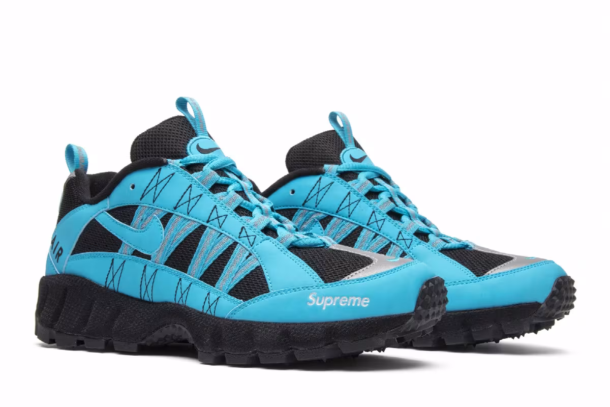 Supreme x Nike Air Humara 17 Blue, view 9