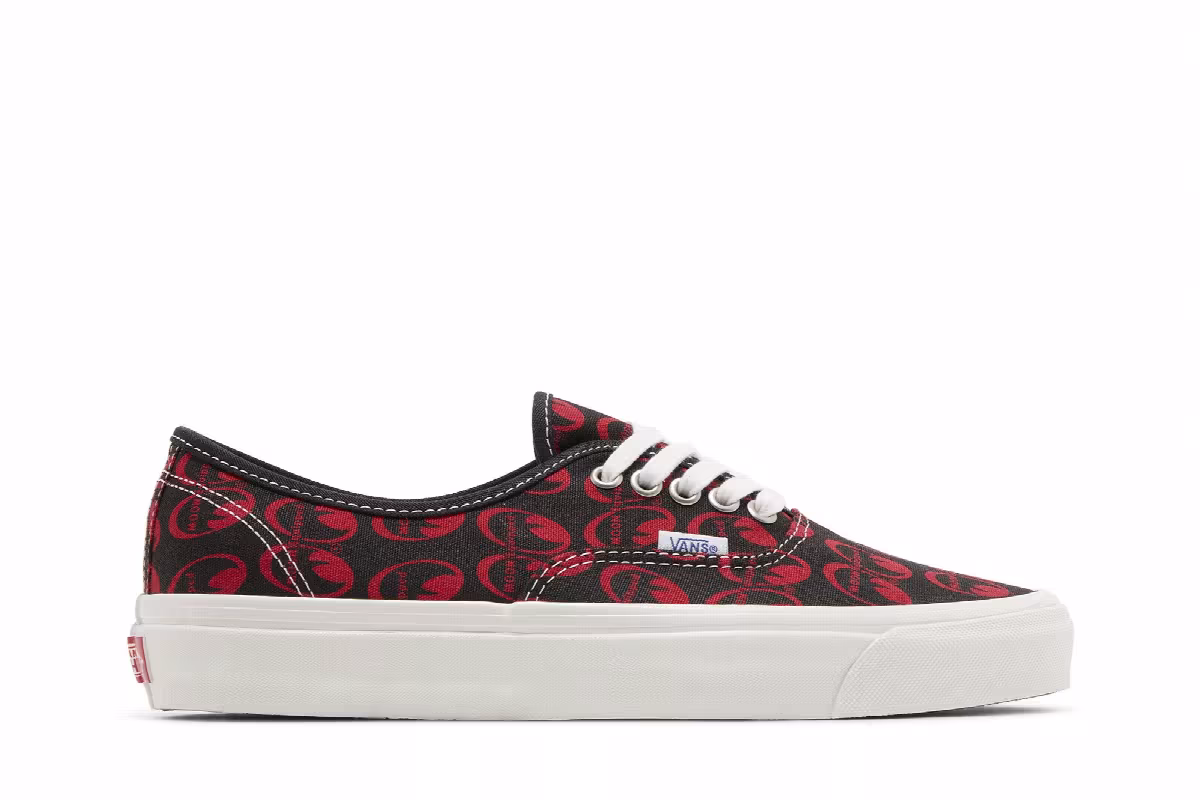 Mooneyes x Vans Authentic 44 DX Anaheim Factory - Black Red, view 2