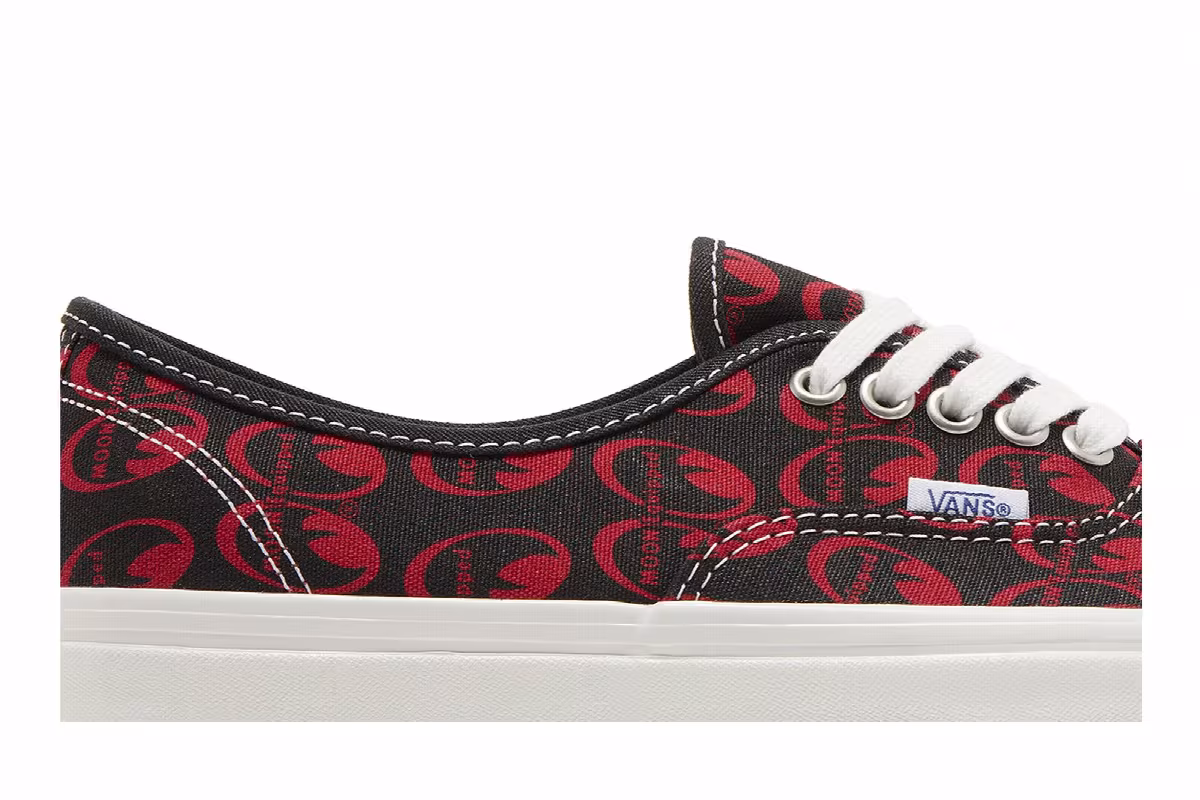 Mooneyes x Vans Authentic 44 DX Anaheim Factory - Black Red, view 3