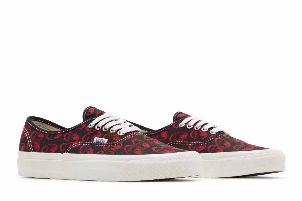 Mooneyes x Vans Authentic 44 DX Anaheim Factory - Black Red, view 9