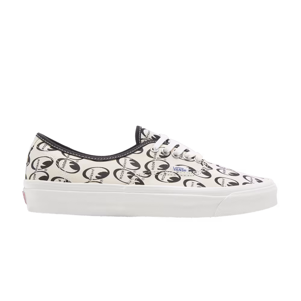 Mooneyes x Vans Authentic 44 DX Anaheim Factory - White