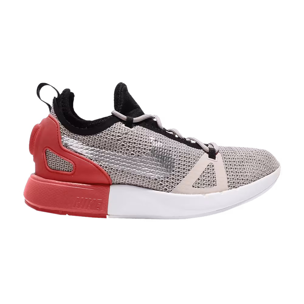 Nike Women's Duel Racer String