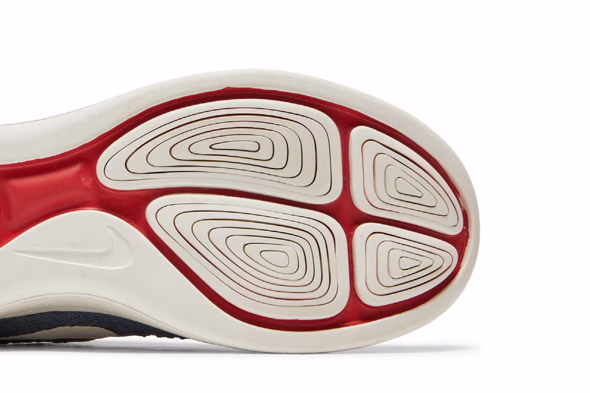 Undercover x NikeLab Gyakusou LunarEpic Low Flyknit 2, view 6