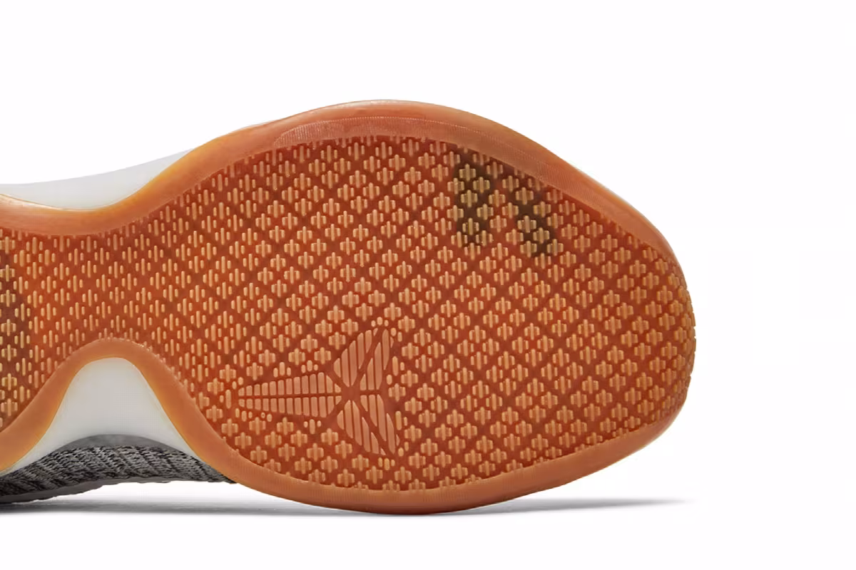 Nike Kobe 10 Elite Mamba Days, view 6