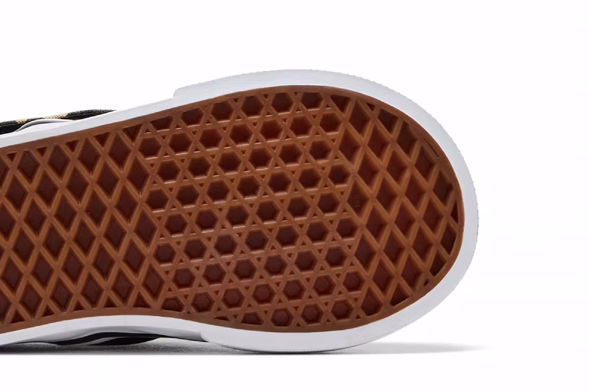 Vans Slip-On V Toddler Camo Shark, view 6