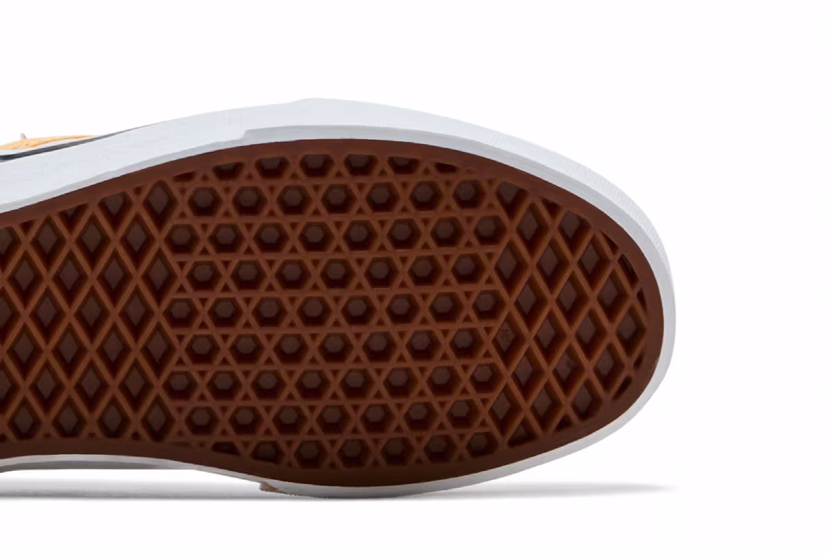 Vans Classic Slip-On Checkerboard - Flax, view 6