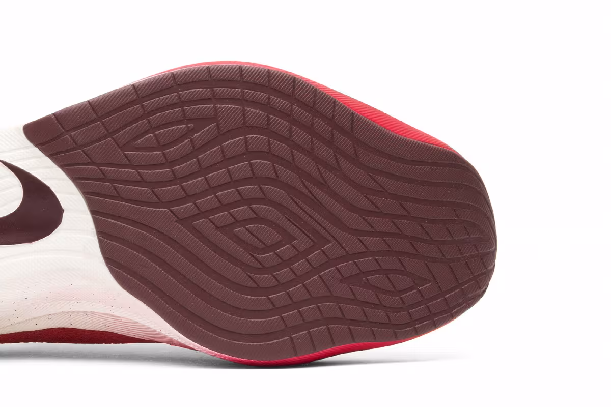 Nike Vapor Street Flyknit University Red, view 6