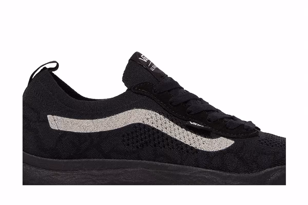 Vans UltraRange VR3 Black Gum, view 3